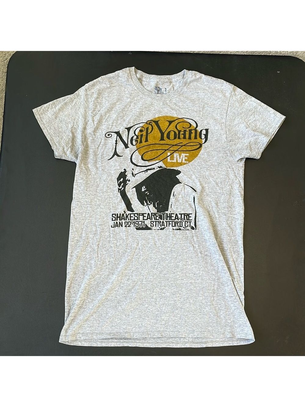 EC Grey Fruit of the Loom - Neil Young Live T-Shirt - Size Medium